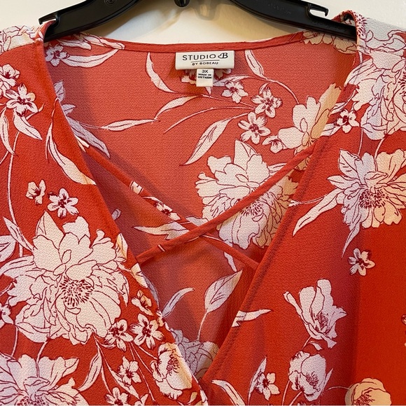 Studio B Coral and White Floral Wrap-Style Blouse - Picture 3 of 4